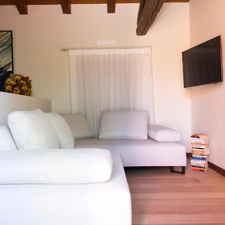 Crystal Luxury House Affittacamere Fiume Veneto