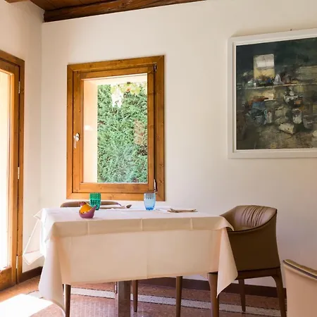 Crystal Luxury House Affittacamere