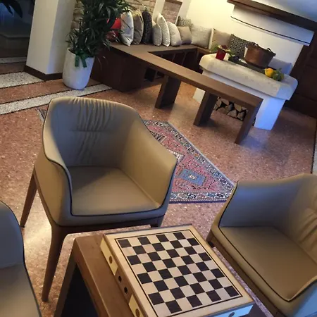 Crystal Luxury House Affittacamere Fiume Veneto